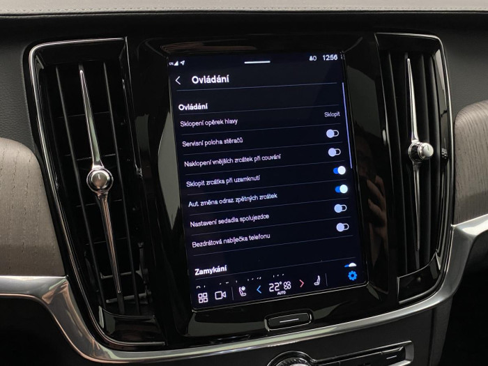 Volvo V90 B5 AWD INSCRIPTION REZERVACE