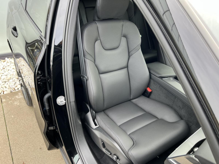 Volvo XC60 B4 AWD DARK PLUS Aut 1.maj. 2.0 Plus