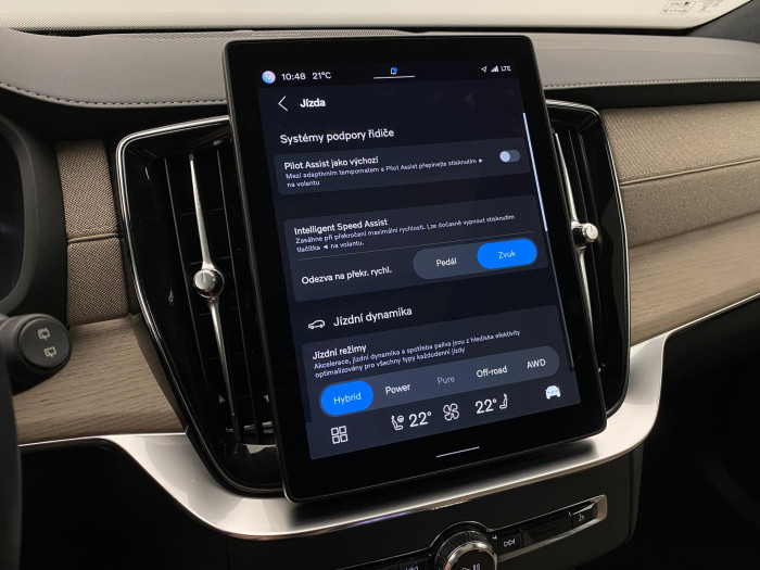 Volvo XC90 T8 AWD RECHARGE DARK ULTRA 7