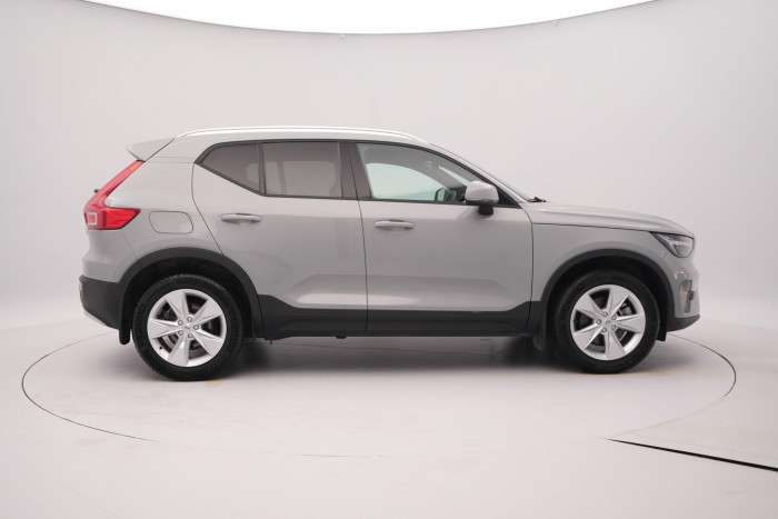 Volvo XC40 B4 PLUS DARK AUT 1. maj