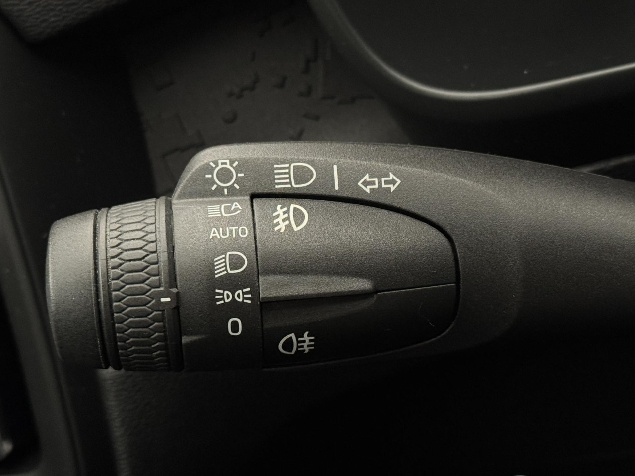 Volvo XC40 T2 MOMENTUM CORE CZ 1.5 Momentum