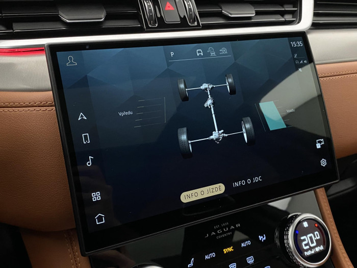 Jaguar F-Pace REZERVACE