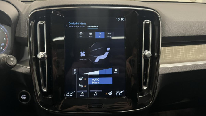 Volvo XC40 D3 MOMENTUM ADVANCED REZERVACE 2.0 d Momentum