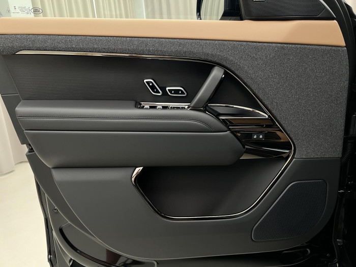 Land Rover Range Rover Sport D300 DYNAMIC SE REZERVACE 3.0 d Dynamic SE