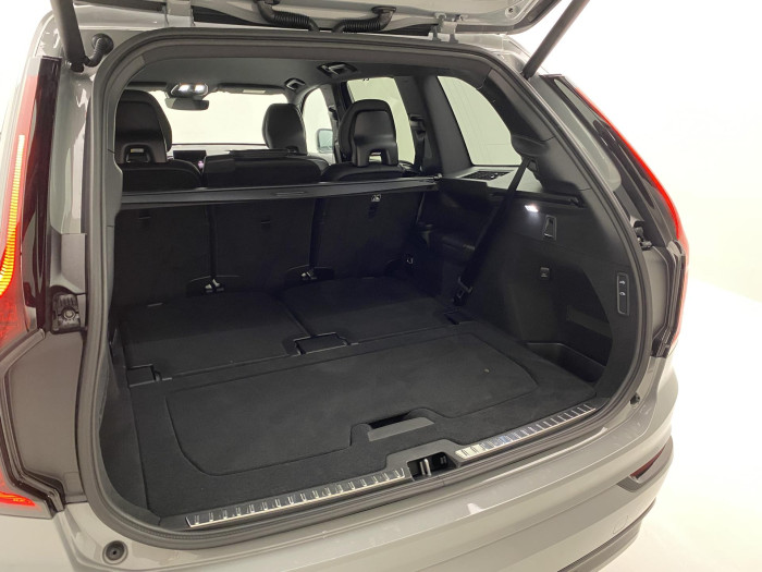 Volvo XC90 B5 AWD BLACK EDITION PLUS 7