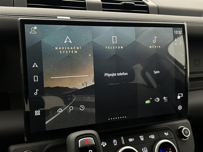 Land Rover Defender 110 D250 X-DYNAMIC SE AWD Aut 3.0 d Dynamic SE