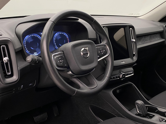 Volvo XC40 T3 KINETIC AUT CZ 1.maj