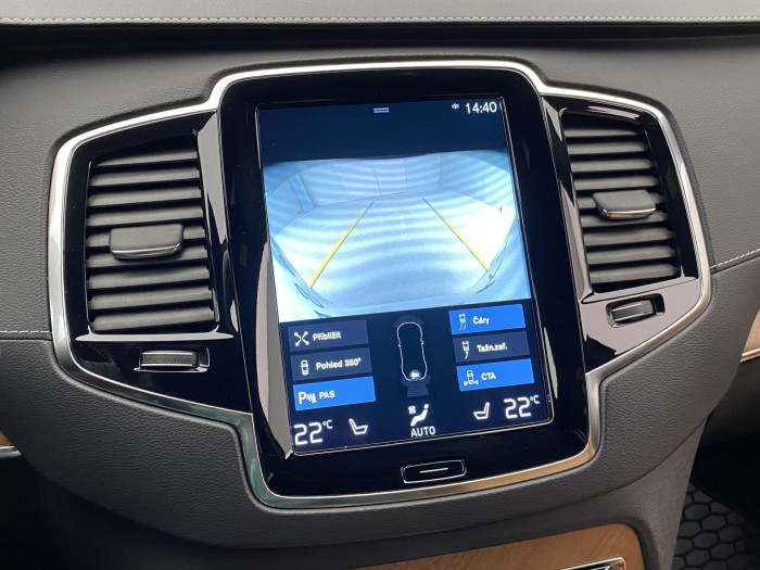 Volvo XC90 B5 AWD INSCRIPION AUT CZ