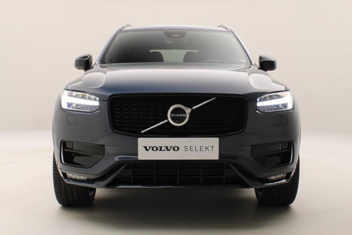 Volvo XC90 B5 AWD ULTIMATE DARK AUT 1.maj