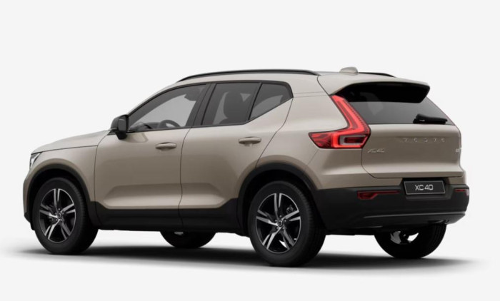 Volvo XC40 B3 AUT DARK PLUS