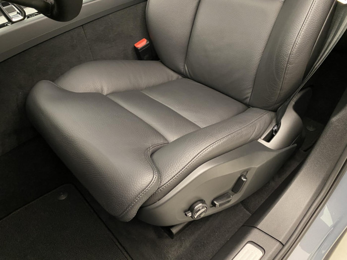 Volvo XC60 B4 AWD DARK PLUS AUT