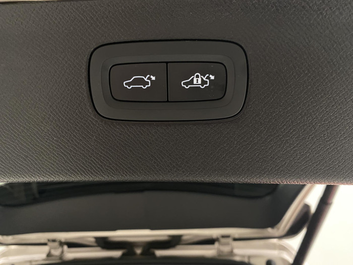 Volvo XC90 B5 AWD DARK PLUS AUT CZ