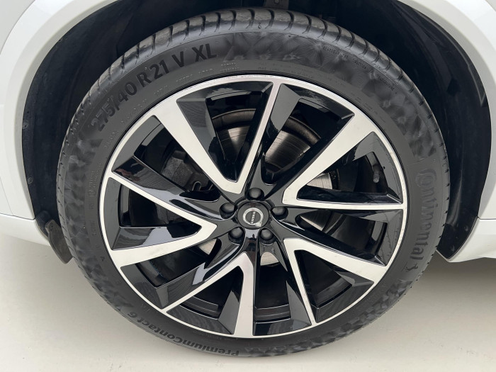 Volvo XC90 B5 AWD PLUS DARK 7MÍST AUT CZ