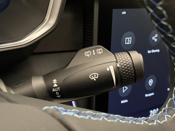 Lynk & Co 01 PHEV DCT AUT REZERVACE