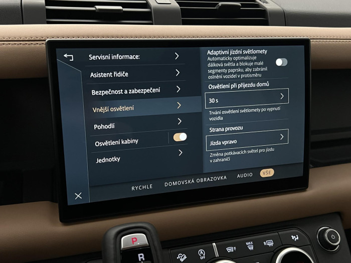 Land Rover Defender 110 D300 X-DYN. HSE REZERVACE 3.0 d