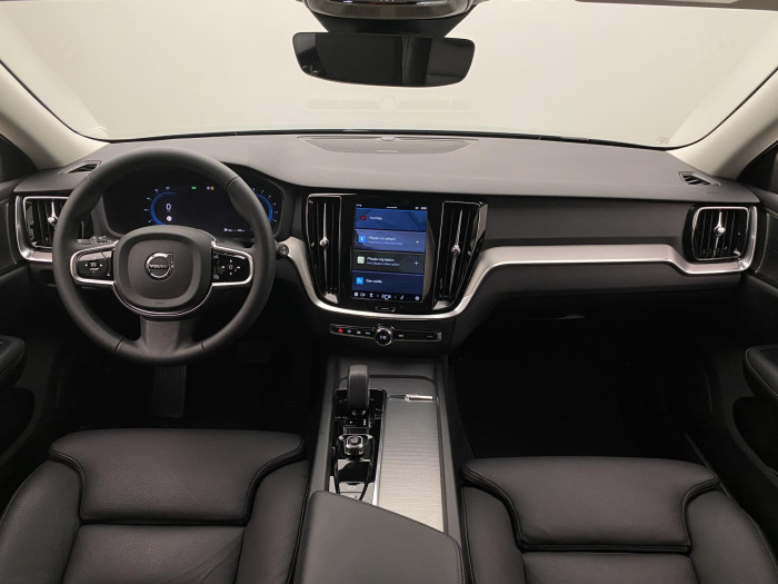 Volvo V60 CC B5 AWD PLUS AUT 1.maj.