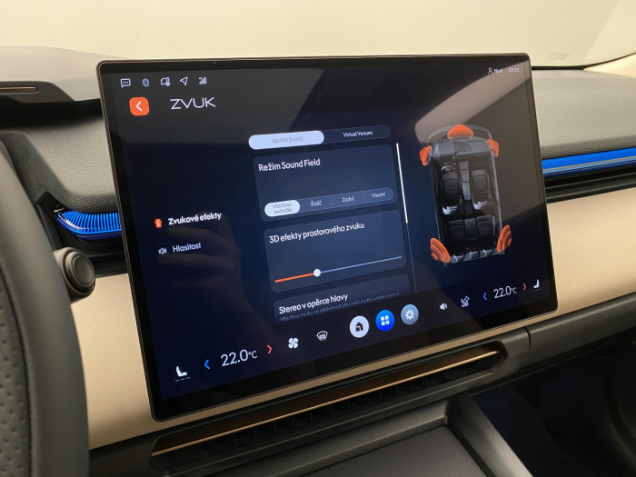 Lynk & Co 08 MORE PHEV