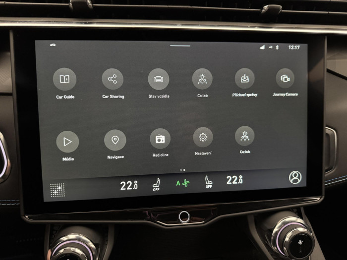 Lynk & Co 01 PHEV DCT AUT REZERVACE