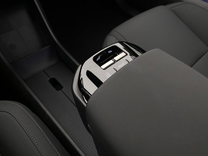 Volvo EX30 PURE ELECTRIC AWD TWIN PLUS