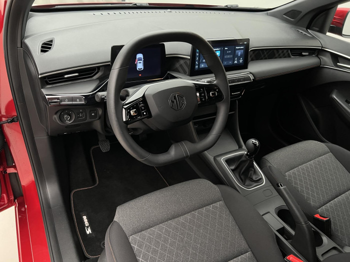 MG MG3 1.5 ICE ELEGANCE 1.maj. CZ 1.5 Elegance