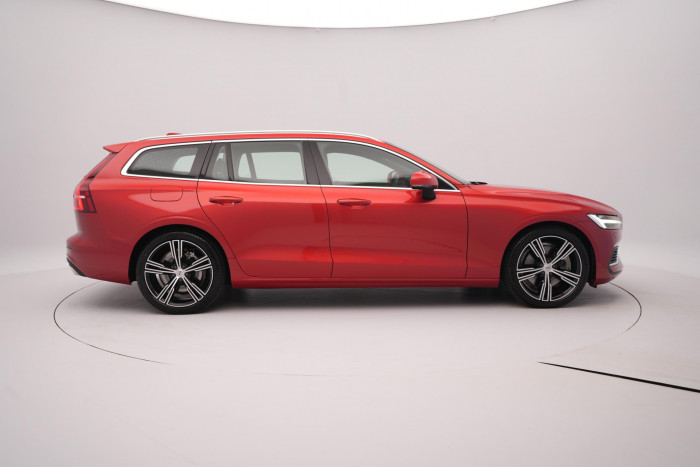 Volvo V60 T8 AWD INSCRIPTION