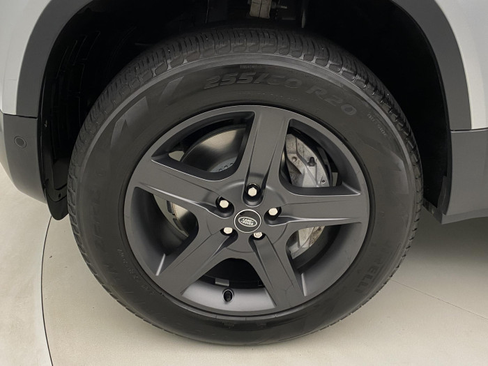 Land Rover Defender P400 SE AWD AUT REZERVACE 3.0 SE