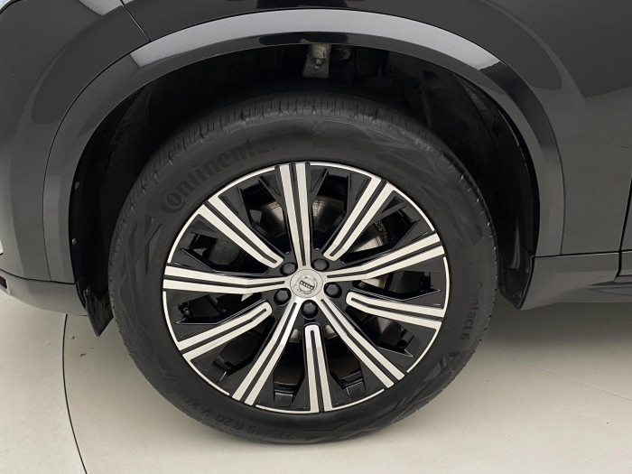 Volvo XC90 B5 AWD INSCRIPTION REZERVACE