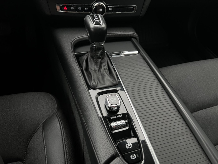 Volvo V90 CC T5 AWD MOMENTUM AUT 2.0 CC CC Momentum