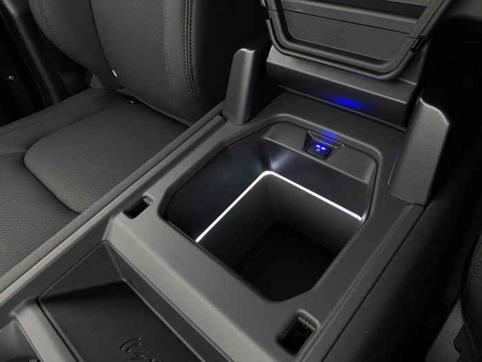 Land Rover Defender 110 D300 X-DYNAMIC SE AWD AUT 3.0 d Dynamic SE