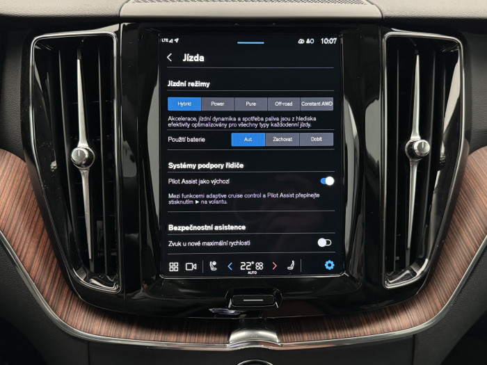 Volvo XC60 T8 AWD RECHARGE BRIGHT PLUS