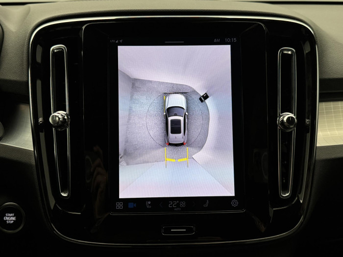 Volvo XC40 B3 PLUS DARK AUT CZ 1.maj