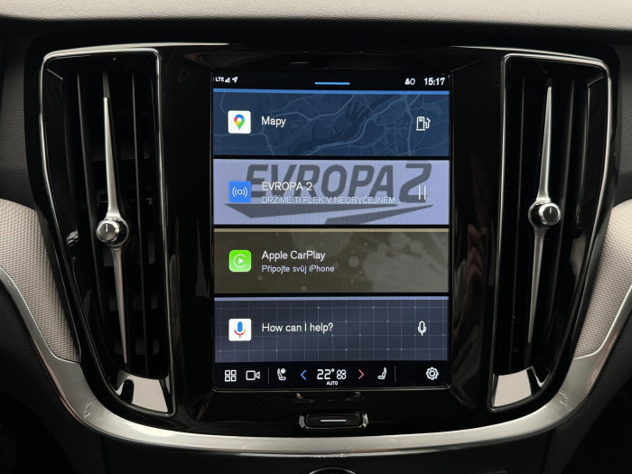 Volvo V60 B4 PLUS DARK AUT 1.maj.