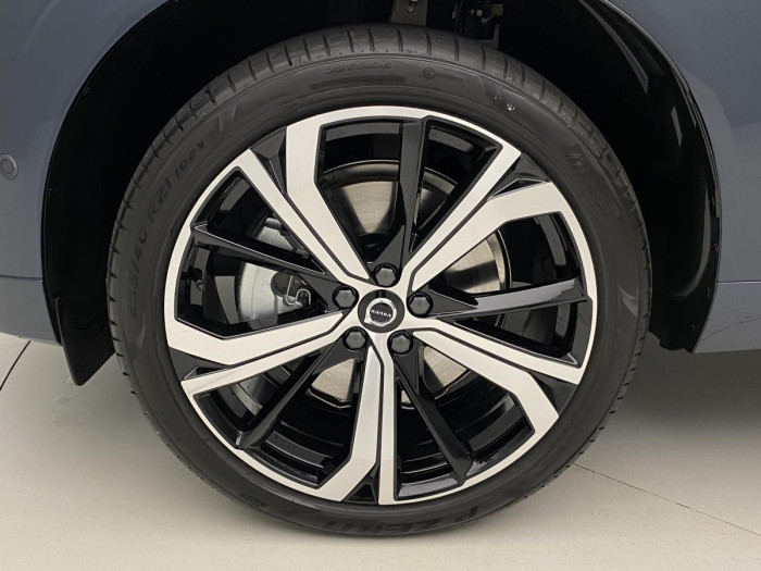 Volvo XC60 B4 AWD AUT DARK ULTIMATE