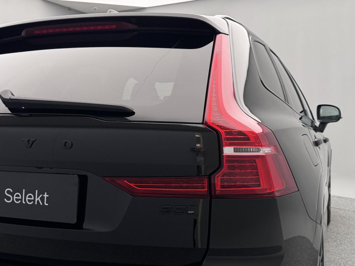 Volvo XC60 B5 AWD BLACK EDITION AUT 2.0 Edition