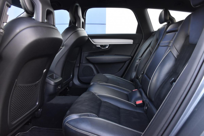 Volvo V90 D5 AWD R-Design REZERVACE 2.0 d