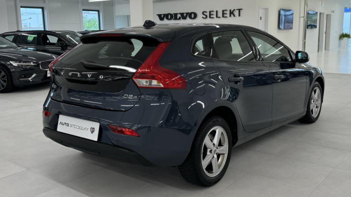 Volvo V40 D2 PANORAMA REZERVACE 2.0 d Panorama