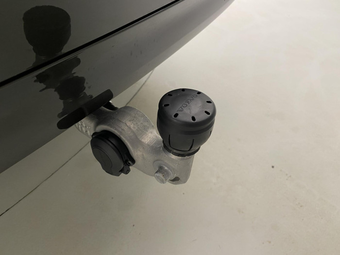 Volvo XC90 B5 AWD BRIGHT ULTRA REZERVACE