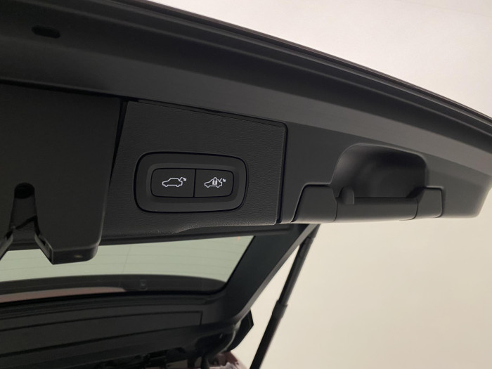 Volvo XC60 B5 AWD AUT DARK ULTRA
