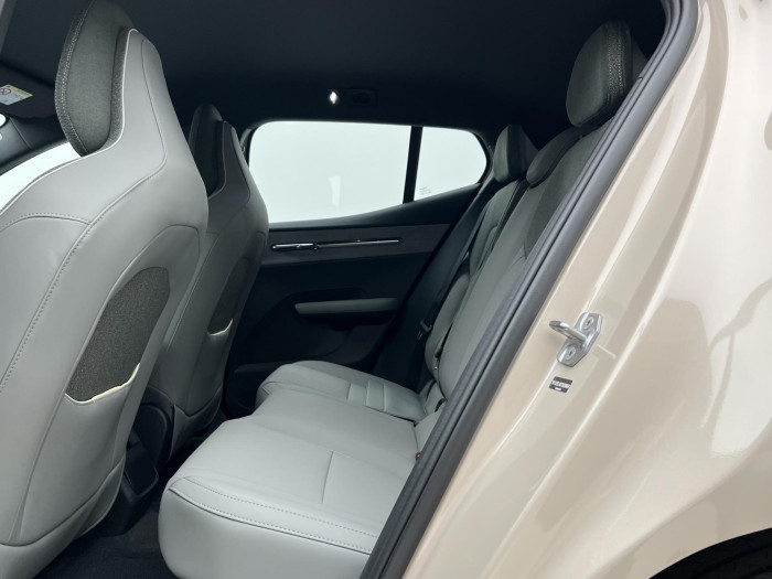 Volvo EX30 PURE ELECTRIC EXTENDED PLUS