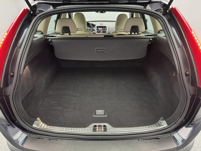 Volvo XC60 D4 AWD CLASSIC 2.4 d Classic Classic