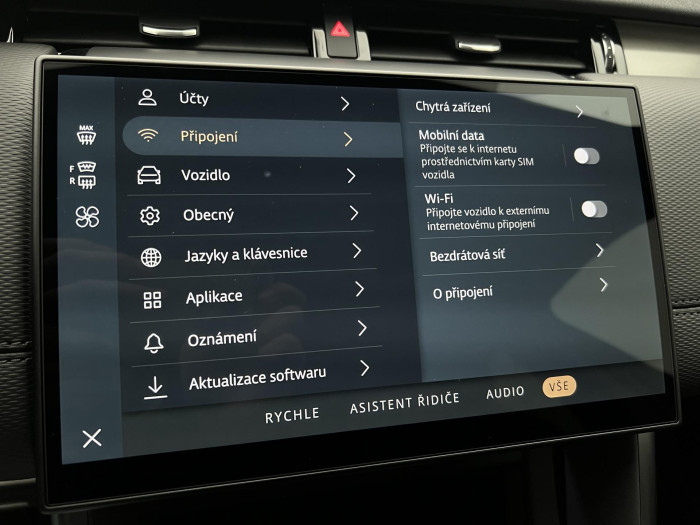 Land Rover Discovery Sport D200 DYNAMIC SE AWD Aut 2.0 d Dynamic SE