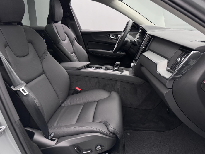 Volvo XC60 T6 AWD RECHARGE PLUS DARK AUT