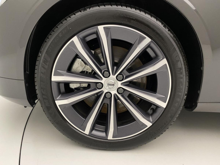 Volvo S90 B6 AWD INSCRIPTION AUT 1.maj.