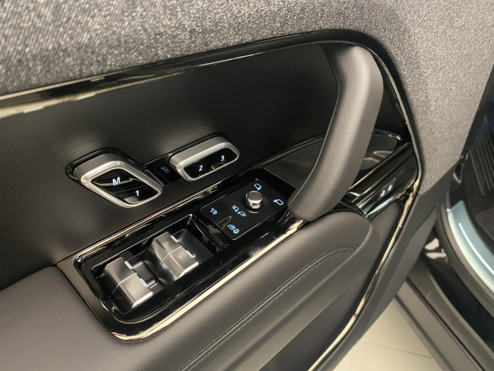 Land Rover Range Rover Sport D300 DYNAMIC SE AWD AUT 3.0 d Dynamic SE