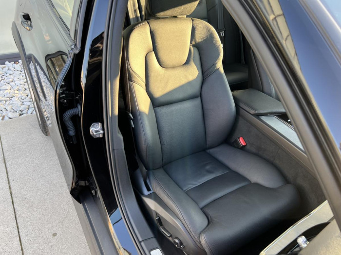 Volvo V60 CROSS COUNTRY B4 AWD Aut 1.maj