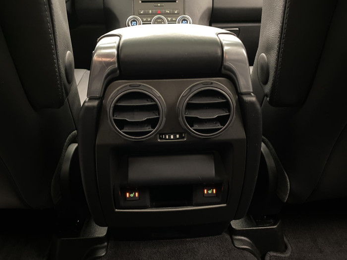 Land Rover Discovery SDV6 AWD AUT CZ REZERVACE