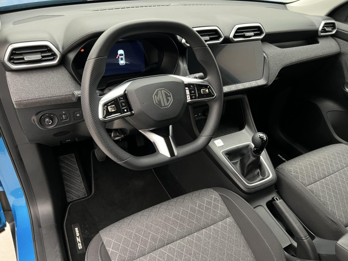 MG ZS 1.5 EXCITE CZ 1.maj.