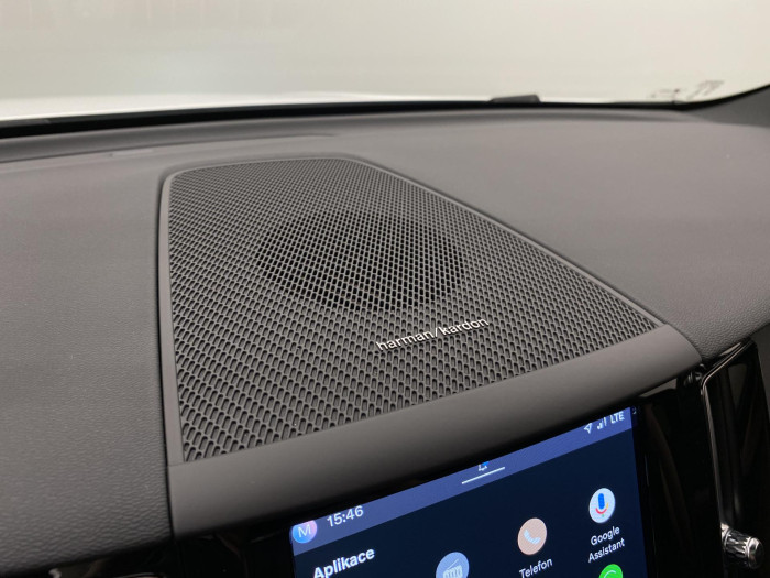 Volvo XC60 T6 AWD PLUG-IN DARK PLUS AUT