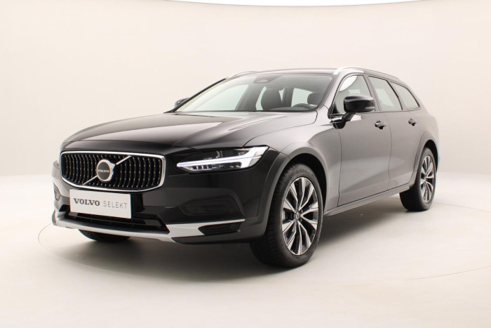 Volvo V90 CC B4 AWD PLUS AUT CZ 1.maj