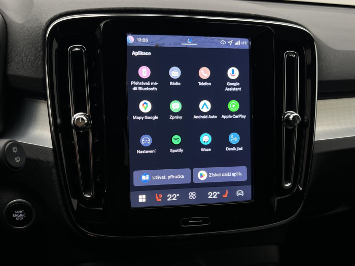 Volvo XC40 B3 CORE AUT CZ 1.maj.